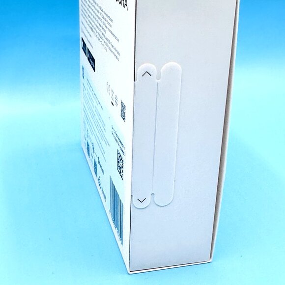 Oura Ring 4 - Smart Ring (Gen 4) - Silver - Size 7 - New and Sealed - Picture 7 of 9